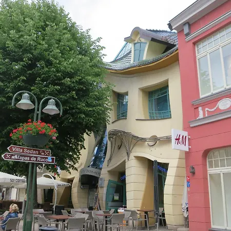 Bc 1957 Apartment *